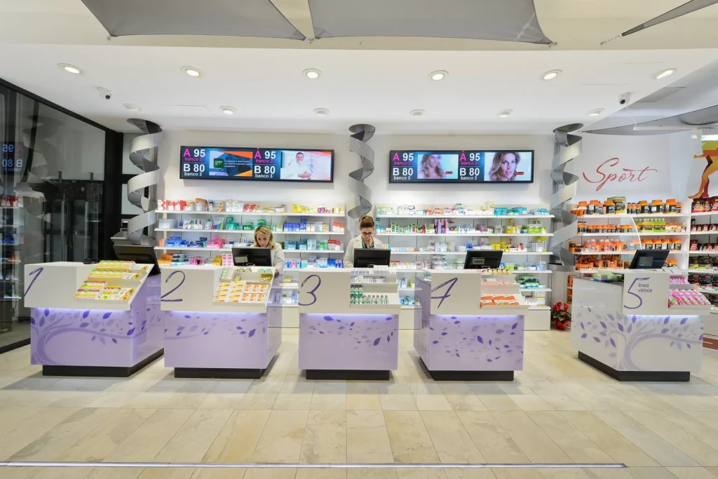 arredi farmacia lazio